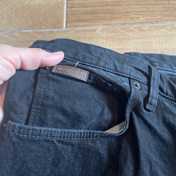 Wrangler Advanced Comfort Black Men’s standard jeans w 42 L 30 - Picture 3 of 9